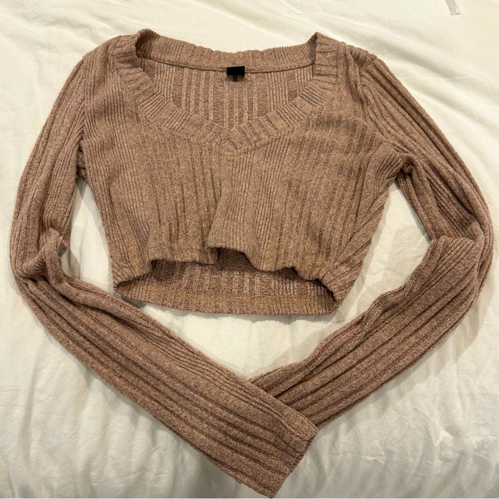 Long sleeve crop tee
